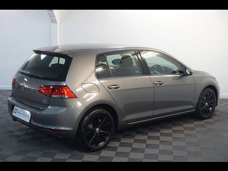 Volkswagen Golf 1.6 TDI BlueMotion Tech SE Hatchback 5dr Diesel Manual Euro 5 (s/s) (105 ps)