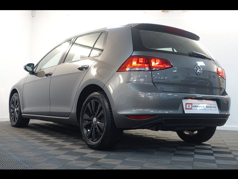 Volkswagen Golf 1.6 TDI BlueMotion Tech SE Hatchback 5dr Diesel Manual Euro 5 (s/s) (105 ps)