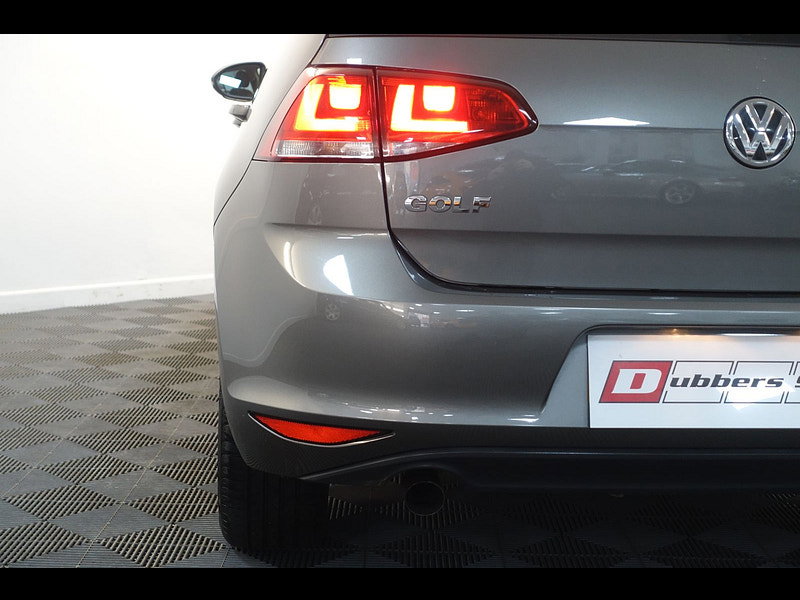Volkswagen Golf 1.6 TDI BlueMotion Tech SE Hatchback 5dr Diesel Manual Euro 5 (s/s) (105 ps)