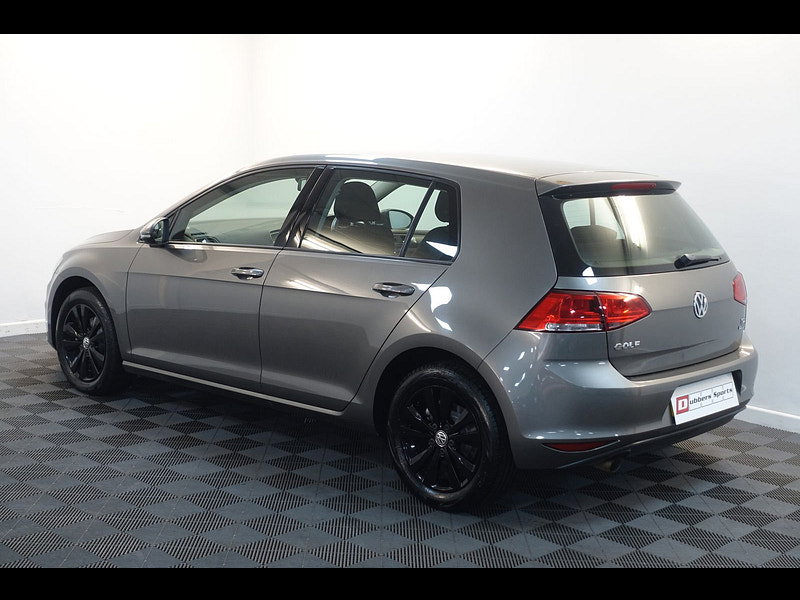 Volkswagen Golf 1.6 TDI BlueMotion Tech SE Hatchback 5dr Diesel Manual Euro 5 (s/s) (105 ps)