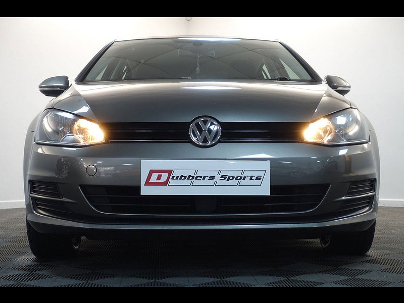 Volkswagen Golf 1.6 TDI BlueMotion Tech SE Hatchback 5dr Diesel Manual Euro 5 (s/s) (105 ps)