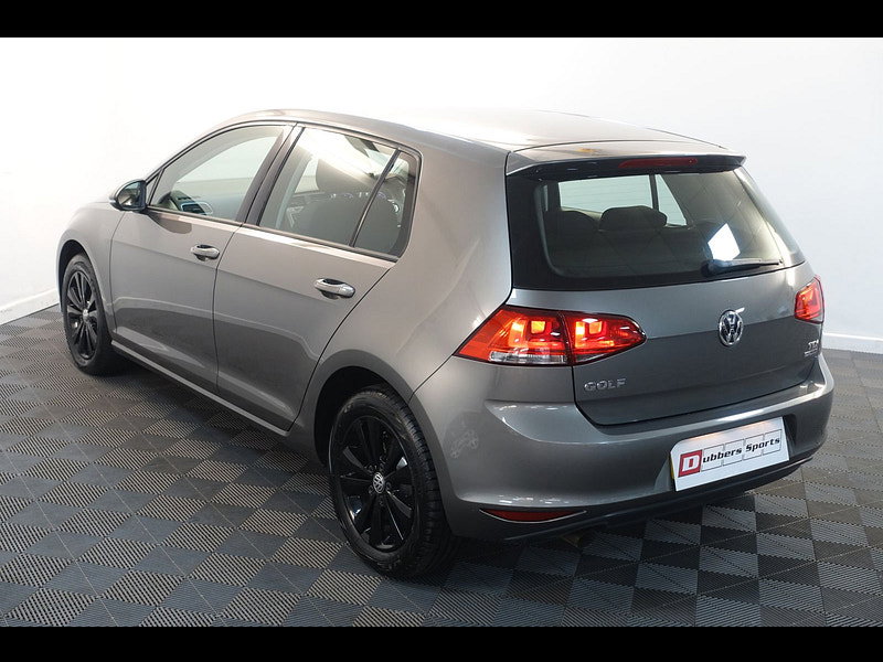 Volkswagen Golf 1.6 TDI BlueMotion Tech SE Hatchback 5dr Diesel Manual Euro 5 (s/s) (105 ps)