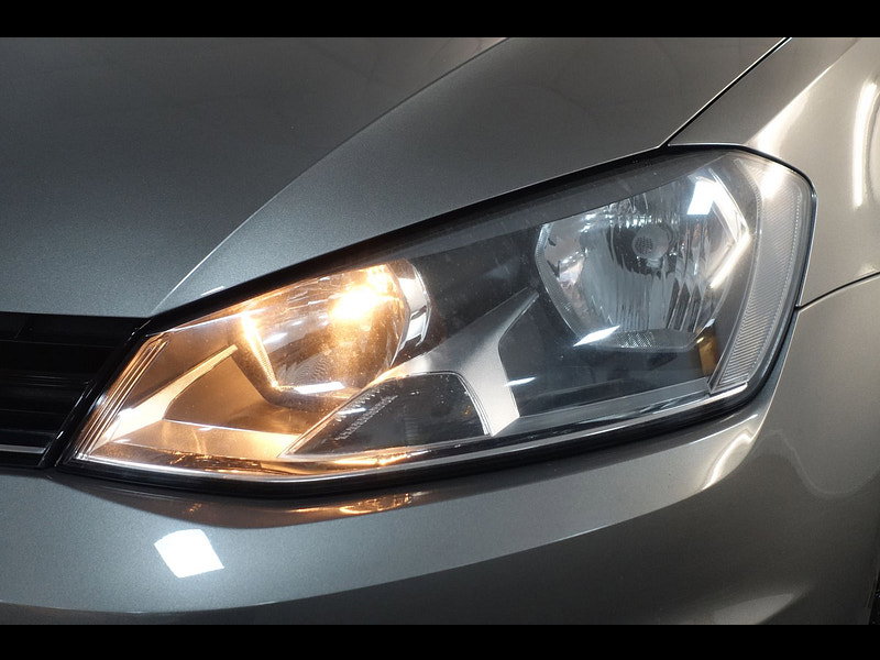 Volkswagen Golf 1.6 TDI BlueMotion Tech SE Hatchback 5dr Diesel Manual Euro 5 (s/s) (105 ps)