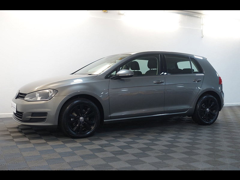 Volkswagen Golf 1.6 TDI BlueMotion Tech SE Hatchback 5dr Diesel Manual Euro 5 (s/s) (105 ps)
