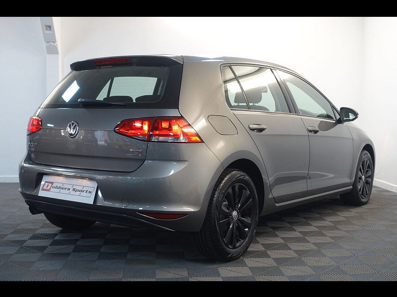 Volkswagen Golf 1.6 TDI BlueMotion Tech SE Hatchback 5dr Diesel Manual Euro 5 (s/s) (105 ps)