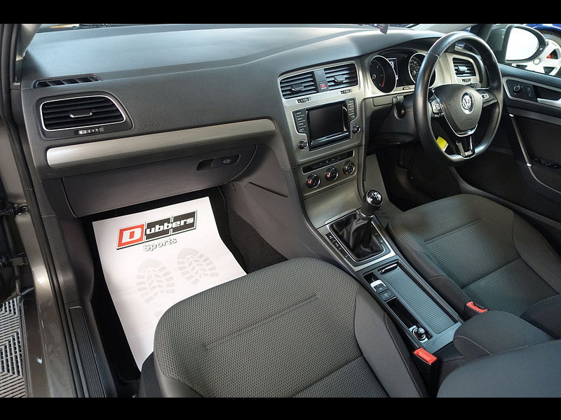 Volkswagen Golf 1.6 TDI BlueMotion Tech SE Hatchback 5dr Diesel Manual Euro 5 (s/s) (105 ps)