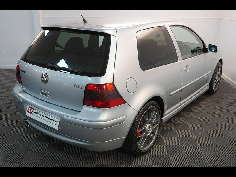 Volkswagen Golf 1.8T GTI Anniversary Ltd Edn Hatchback 3dr Petrol Manual (204 g/km, 180 bhp)