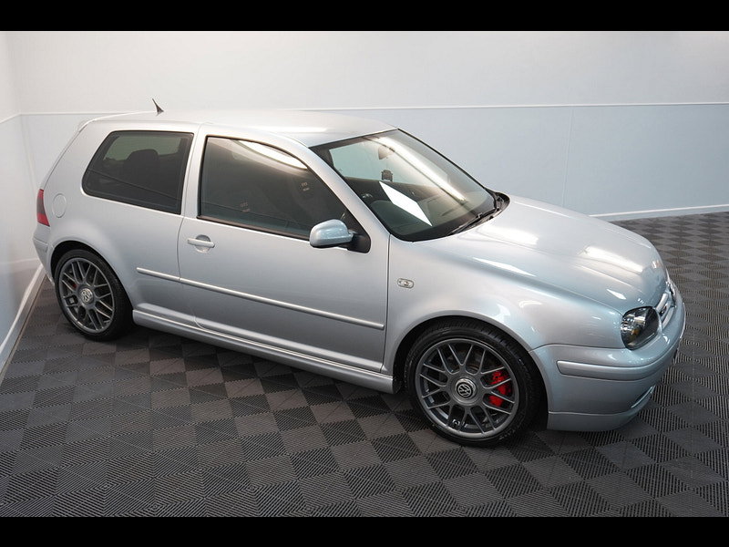 Volkswagen Golf 1.8T GTI Anniversary Ltd Edn Hatchback 3dr Petrol Manual (204 g/km, 180 bhp)