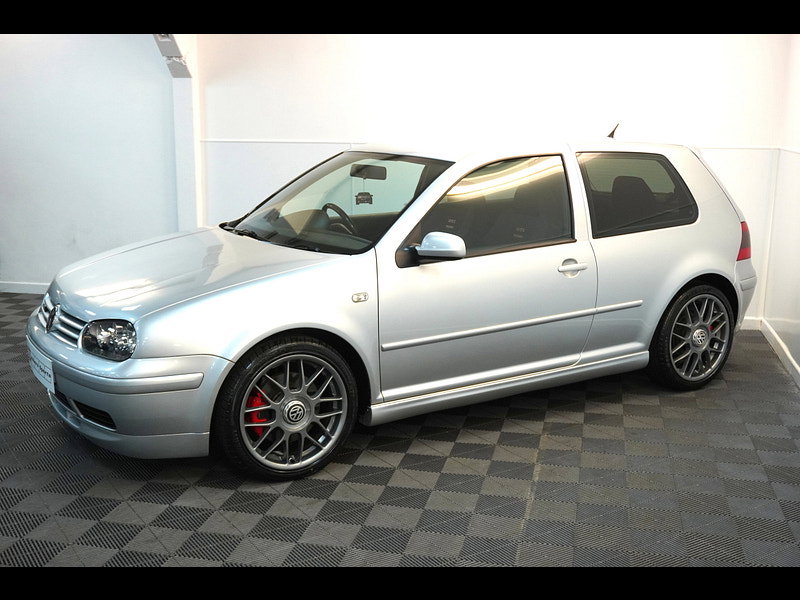 Volkswagen Golf 1.8T GTI Anniversary Ltd Edn Hatchback 3dr Petrol Manual (204 g/km, 180 bhp)