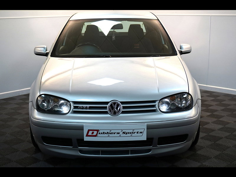 Volkswagen Golf 1.8T GTI Anniversary Ltd Edn Hatchback 3dr Petrol Manual (204 g/km, 180 bhp)