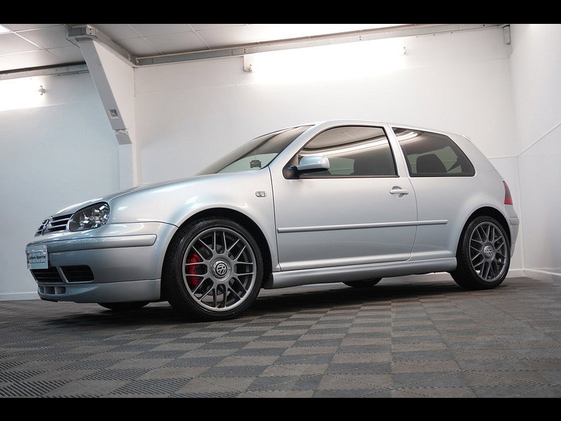 Volkswagen Golf 1.8T GTI Anniversary Ltd Edn Hatchback 3dr Petrol Manual (204 g/km, 180 bhp)