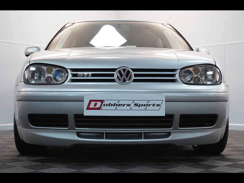 Volkswagen Golf 1.8T GTI Anniversary Ltd Edn Hatchback 3dr Petrol Manual (204 g/km, 180 bhp)