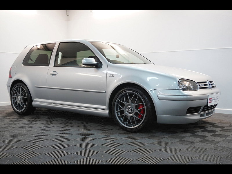 Volkswagen Golf 1.8T GTI Anniversary Ltd Edn Hatchback 3dr Petrol Manual (204 g/km, 180 bhp)