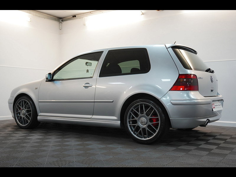 Volkswagen Golf 1.8T GTI Anniversary Ltd Edn Hatchback 3dr Petrol Manual (204 g/km, 180 bhp)
