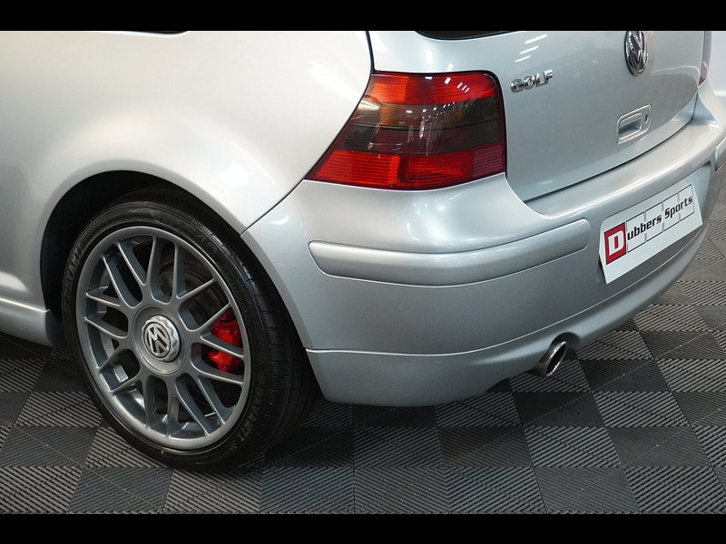 Volkswagen Golf 1.8T GTI Anniversary Ltd Edn Hatchback 3dr Petrol Manual (204 g/km, 180 bhp)