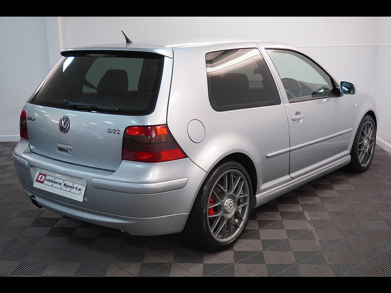 Volkswagen Golf 1.8T GTI Anniversary Ltd Edn Hatchback 3dr Petrol Manual (204 g/km, 180 bhp)