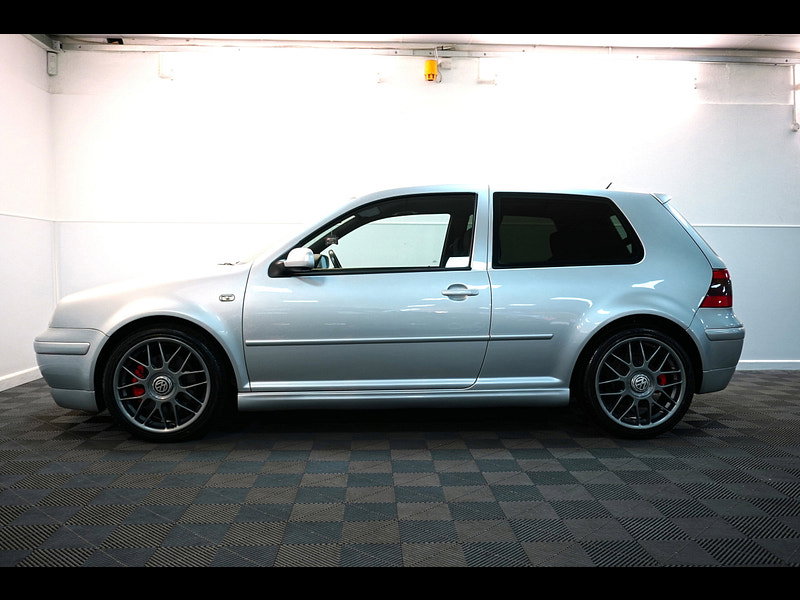 Volkswagen Golf 1.8T GTI Anniversary Ltd Edn Hatchback 3dr Petrol Manual (204 g/km, 180 bhp)