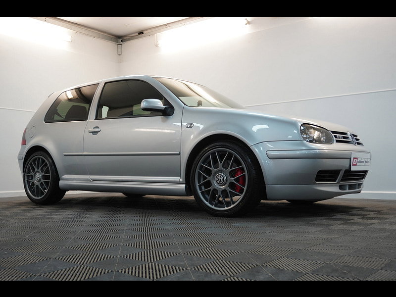 Volkswagen Golf 1.8T GTI Anniversary Ltd Edn Hatchback 3dr Petrol Manual (204 g/km, 180 bhp)