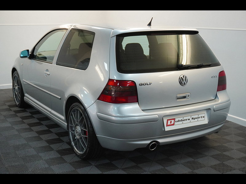 Volkswagen Golf 1.8T GTI Anniversary Ltd Edn Hatchback 3dr Petrol Manual (204 g/km, 180 bhp)