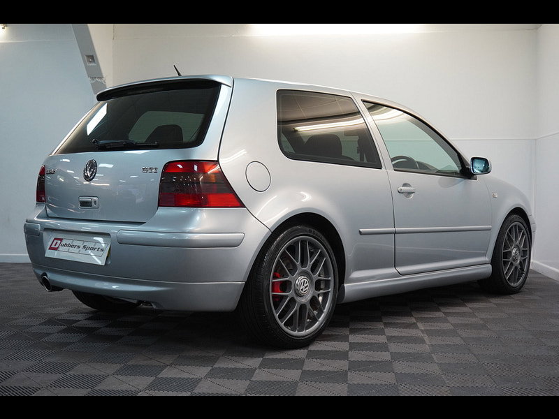 Volkswagen Golf 1.8T GTI Anniversary Ltd Edn Hatchback 3dr Petrol Manual (204 g/km, 180 bhp)