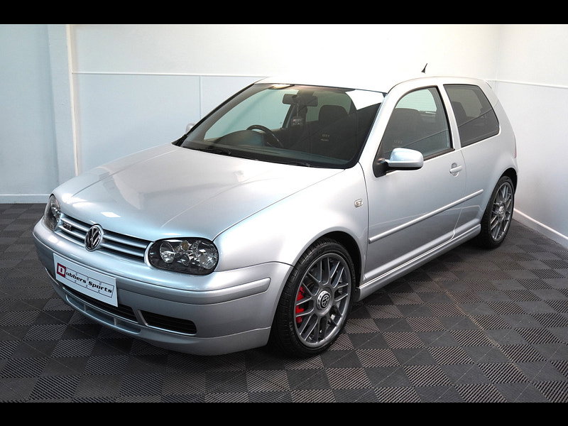 Volkswagen Golf 1.8T GTI Anniversary Ltd Edn Hatchback 3dr Petrol Manual (204 g/km, 180 bhp)