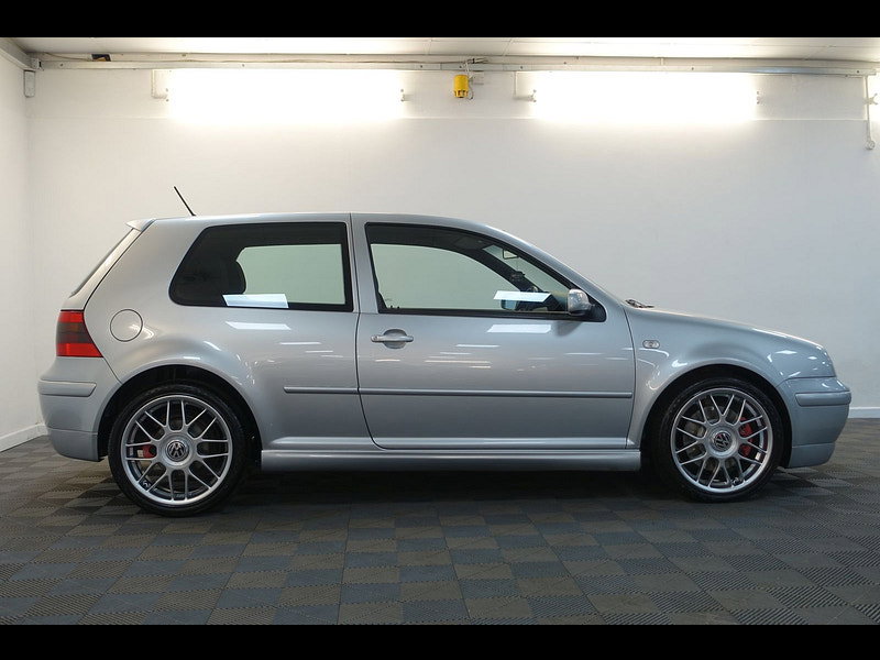 Volkswagen Golf 1.8T GTI Anniversary Ltd Edn Hatchback 3dr Petrol Manual (204 g/km, 180 bhp)