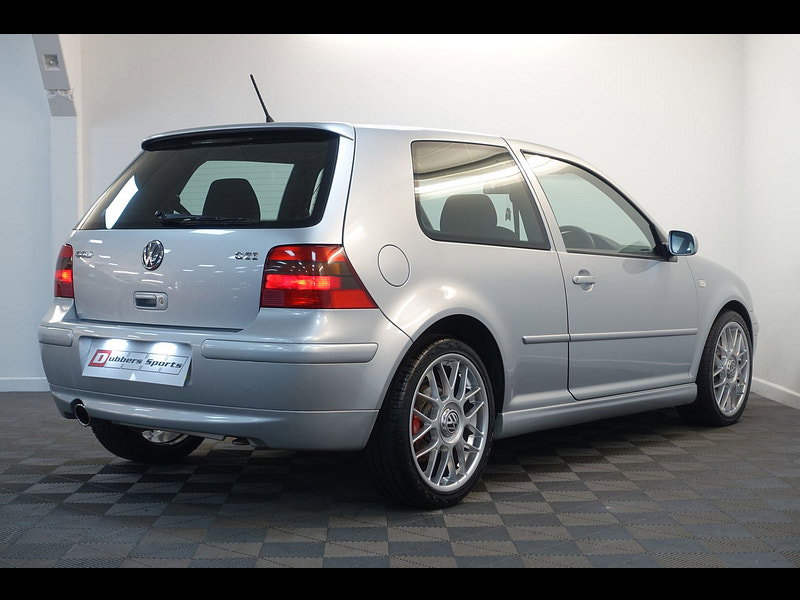 Volkswagen Golf 1.8T GTI Anniversary Ltd Edn Hatchback 3dr Petrol Manual (204 g/km, 180 bhp)
