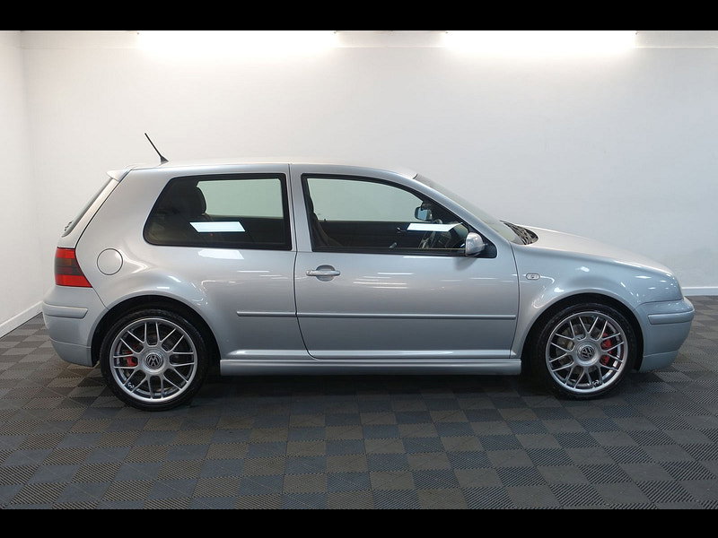 Volkswagen Golf 1.8T GTI Anniversary Ltd Edn Hatchback 3dr Petrol Manual (204 g/km, 180 bhp)