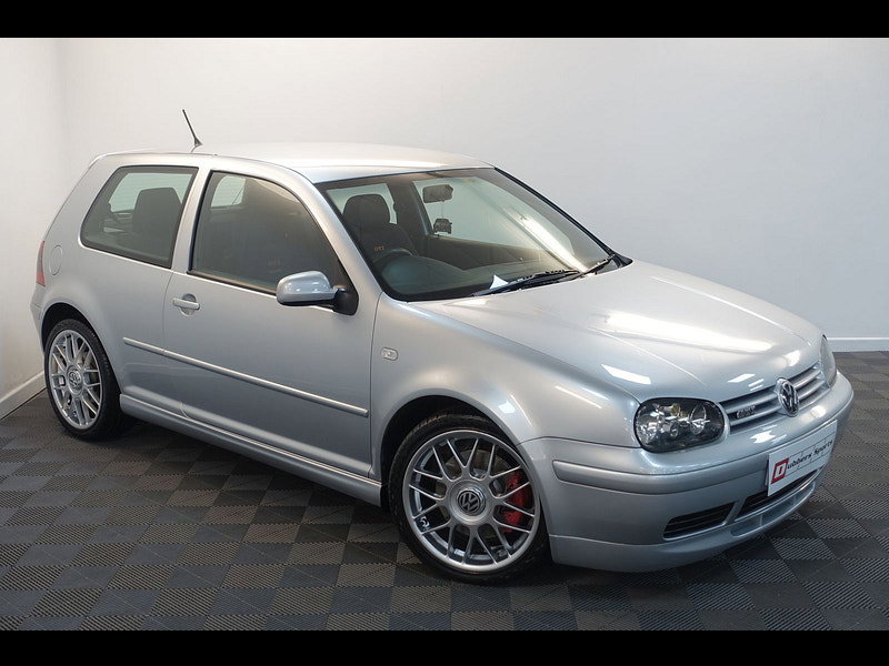 Volkswagen Golf 1.8T GTI Anniversary Ltd Edn Hatchback 3dr Petrol Manual (204 g/km, 180 bhp)