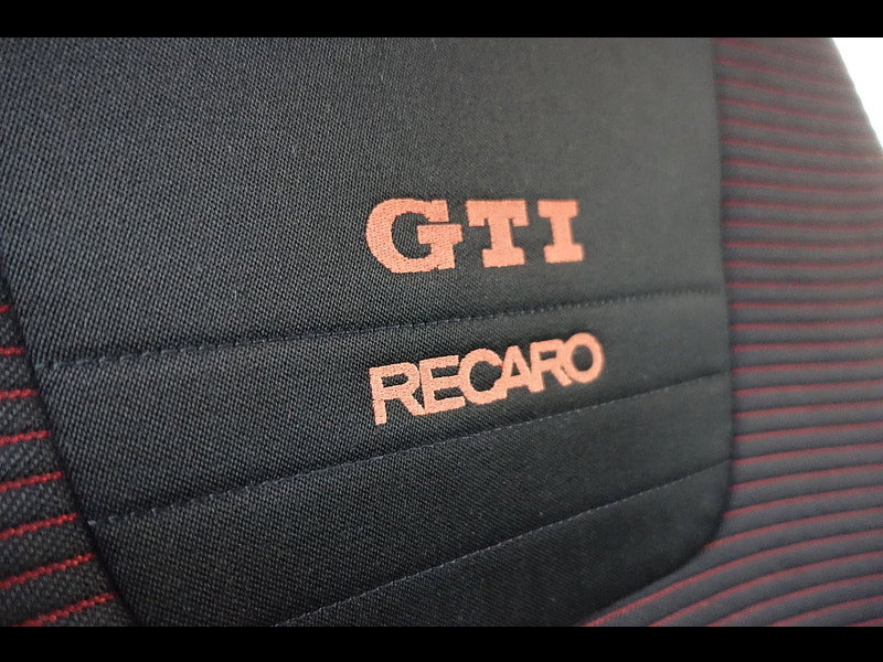 Volkswagen Golf 1.8T GTI Anniversary Ltd Edn Hatchback 3dr Petrol Manual (204 g/km, 180 bhp)