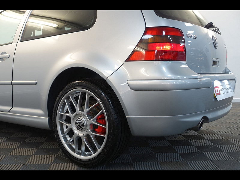 Volkswagen Golf 1.8T GTI Anniversary Ltd Edn Hatchback 3dr Petrol Manual (204 g/km, 180 bhp)