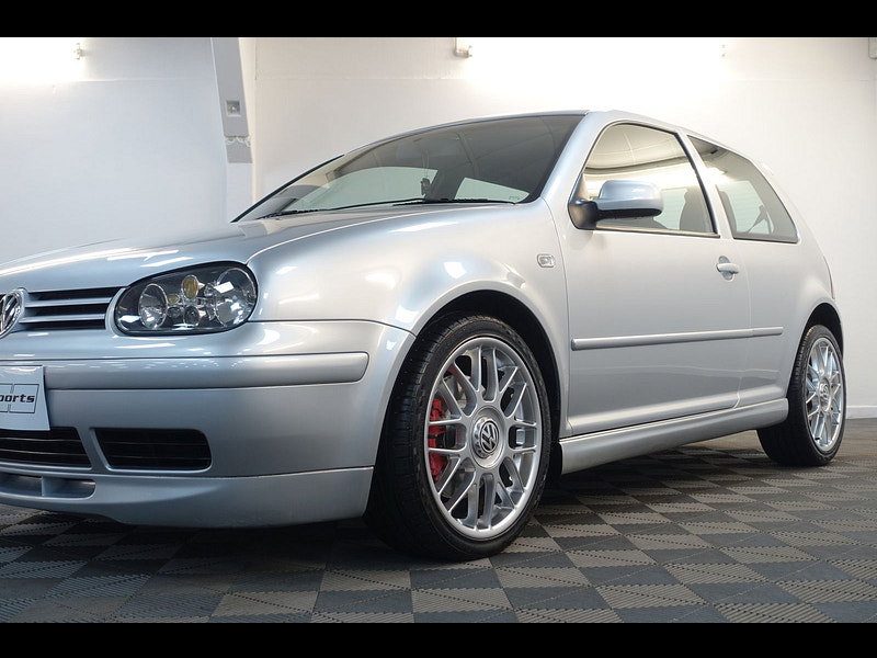 Volkswagen Golf 1.8T GTI Anniversary Ltd Edn Hatchback 3dr Petrol Manual (204 g/km, 180 bhp)