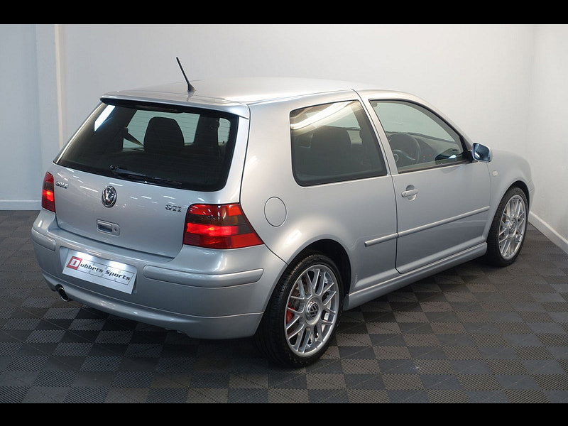 Volkswagen Golf 1.8T GTI Anniversary Ltd Edn Hatchback 3dr Petrol Manual (204 g/km, 180 bhp)