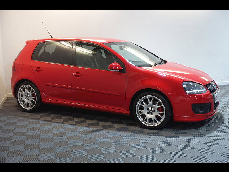 Volkswagen Golf 2.0 TFSI GTI Edition 30 Hatchback 5dr Petrol Manual (194 g/km, 227 bhp)