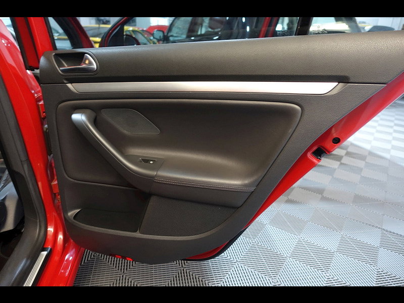 Volkswagen Golf 2.0 TFSI GTI Edition 30 Hatchback 5dr Petrol Manual (194 g/km, 227 bhp)