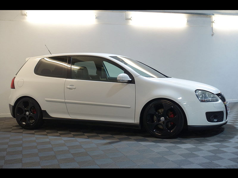 Volkswagen Golf 2.0 TFSI GTI Hatchback 3dr Petrol Manual (189 g/km, 198 bhp)