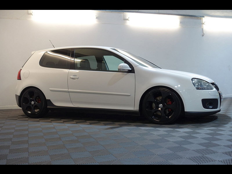 Volkswagen Golf 2.0 TFSI GTI Hatchback 3dr Petrol Manual (189 g/km, 198 bhp)