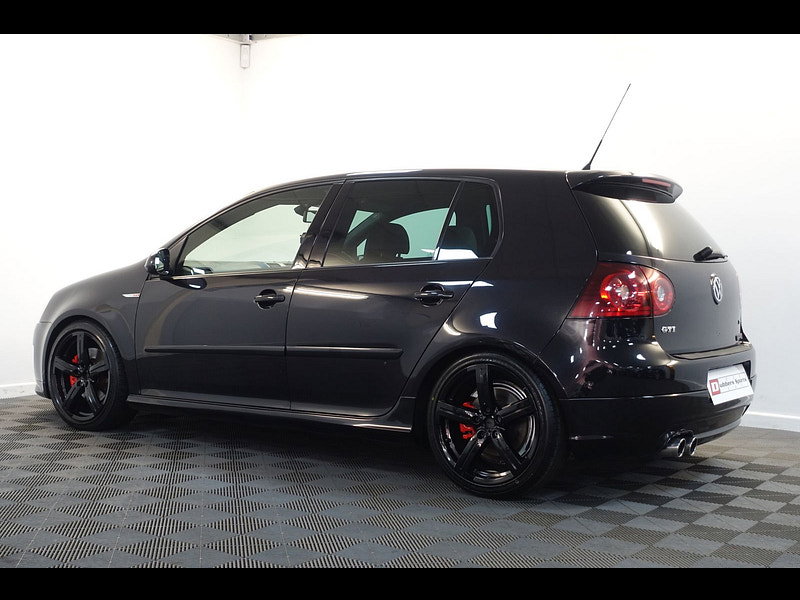 Volkswagen Golf 2.0 TFSI GTI Pirelli Hatchback 5dr Petrol Manual (194 g/km, 227 bhp)