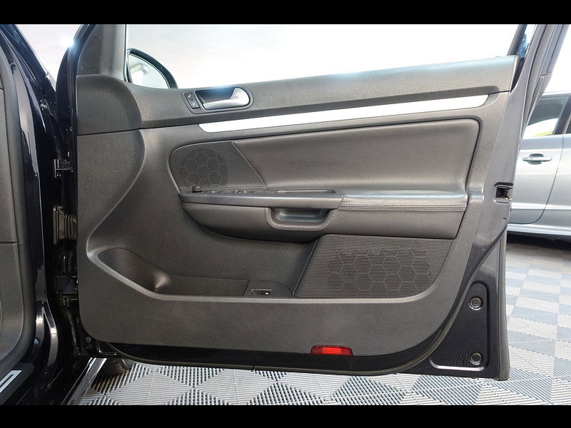Volkswagen Golf 2.0 TFSI GTI Pirelli Hatchback 5dr Petrol Manual (194 g/km, 227 bhp)