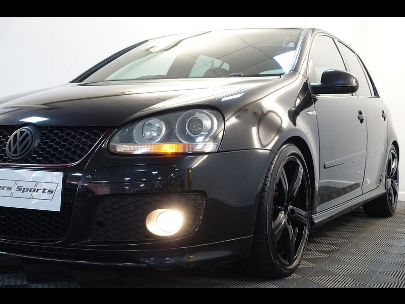 Volkswagen Golf 2.0 TFSI GTI Pirelli Hatchback 5dr Petrol Manual (194 g/km, 227 bhp)
