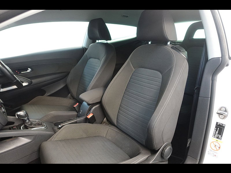 Volkswagen Scirocco 2.0 TDI BlueMotion Tech GT Hatchback 3dr Diesel DSG Euro 5 (s/s) (140 ps)