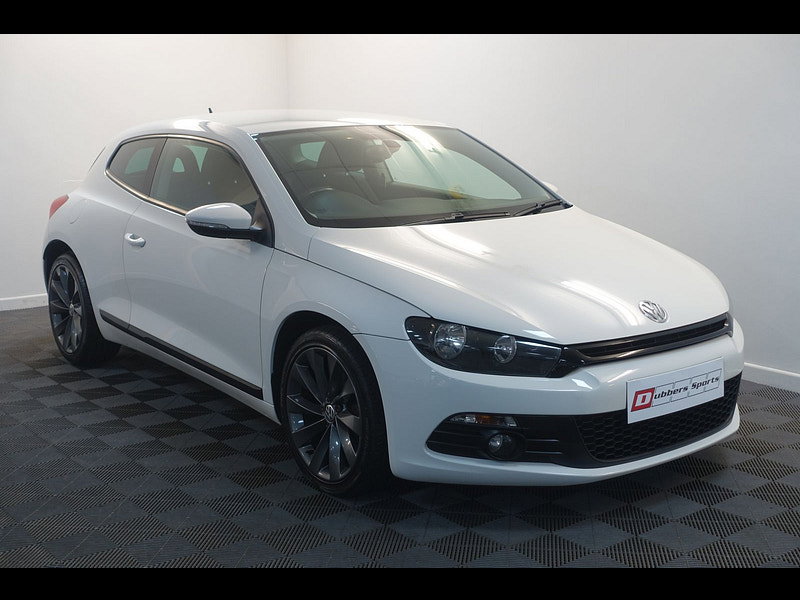 Volkswagen Scirocco 2.0 TDI BlueMotion Tech GT Hatchback 3dr Diesel DSG Euro 5 (s/s) (140 ps)