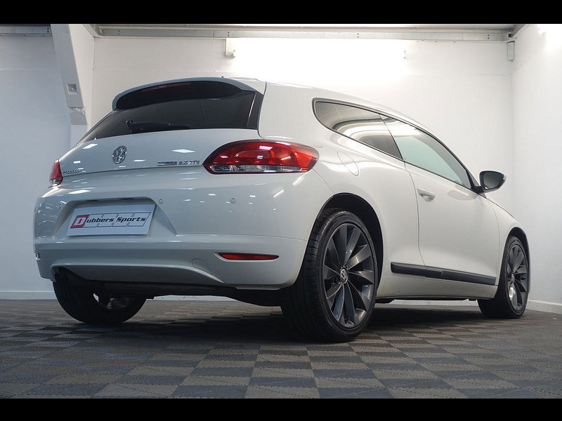 Volkswagen Scirocco 2.0 TDI BlueMotion Tech GT Hatchback 3dr Diesel DSG Euro 5 (s/s) (140 ps)