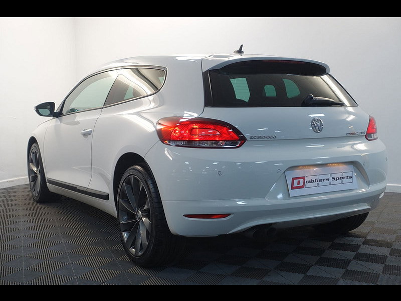 Volkswagen Scirocco 2.0 TDI BlueMotion Tech GT Hatchback 3dr Diesel DSG Euro 5 (s/s) (140 ps)