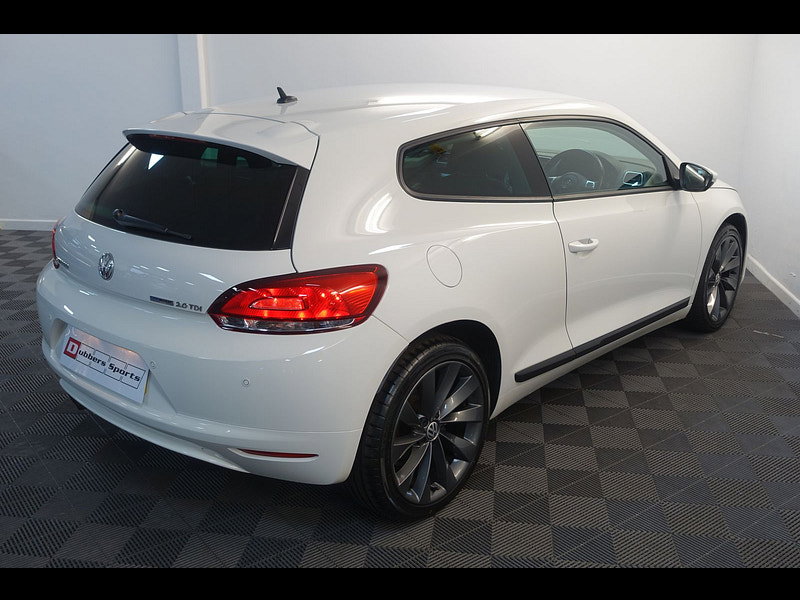 Volkswagen Scirocco 2.0 TDI BlueMotion Tech GT Hatchback 3dr Diesel DSG Euro 5 (s/s) (140 ps)