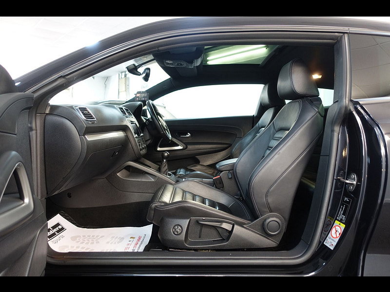 Volkswagen Scirocco 2.0 TSI GT Hatchback 3dr Petrol Manual Euro 4 (200 ps)