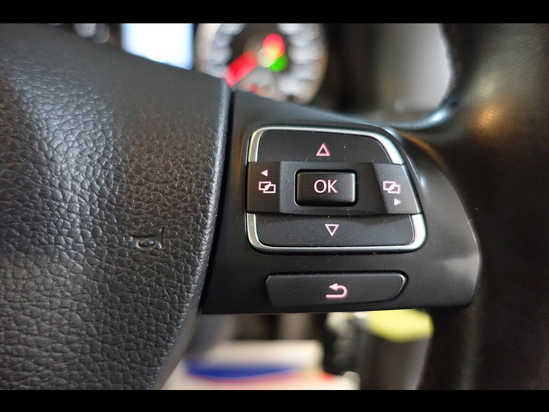 Volkswagen Tiguan 2.0 TDI BlueMotion Tech SE SUV 5dr Diesel DSG 4WD Euro 5 (s/s) (140 ps)