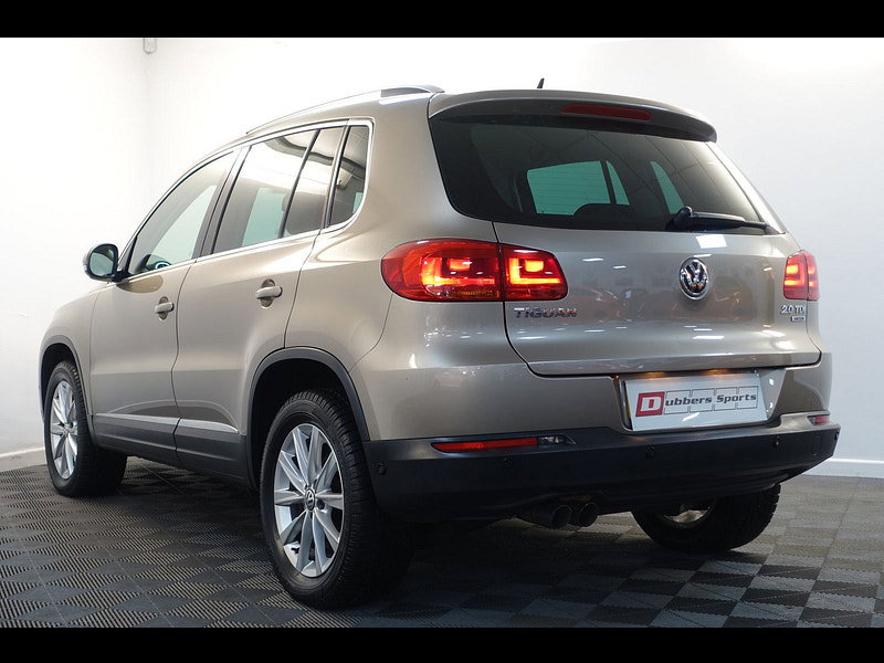 Volkswagen Tiguan 2.0 TDI BlueMotion Tech SE SUV 5dr Diesel DSG 4WD Euro 5 (s/s) (140 ps)