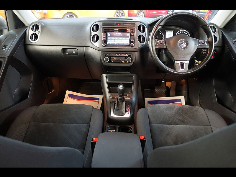 Volkswagen Tiguan 2.0 TDI BlueMotion Tech SE SUV 5dr Diesel DSG 4WD Euro 5 (s/s) (140 ps)