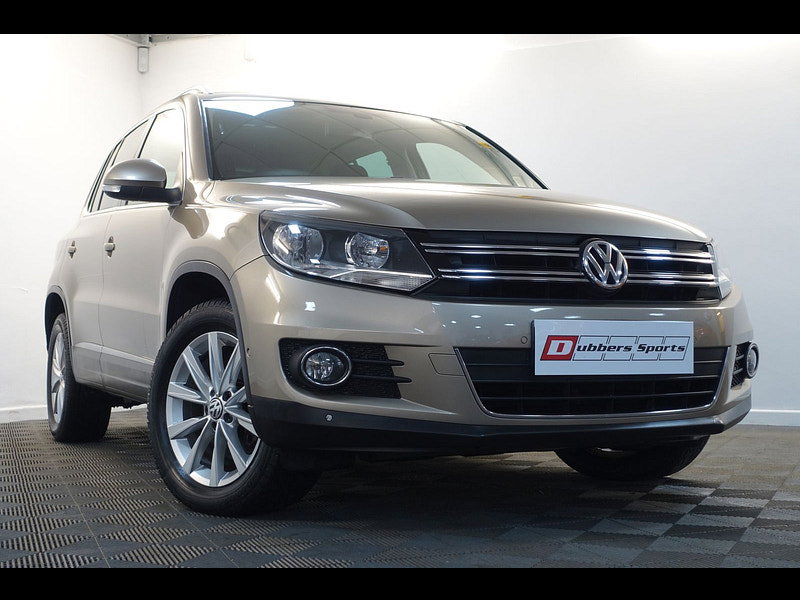 Volkswagen Tiguan 2.0 TDI BlueMotion Tech SE SUV 5dr Diesel DSG 4WD Euro 5 (s/s) (140 ps)
